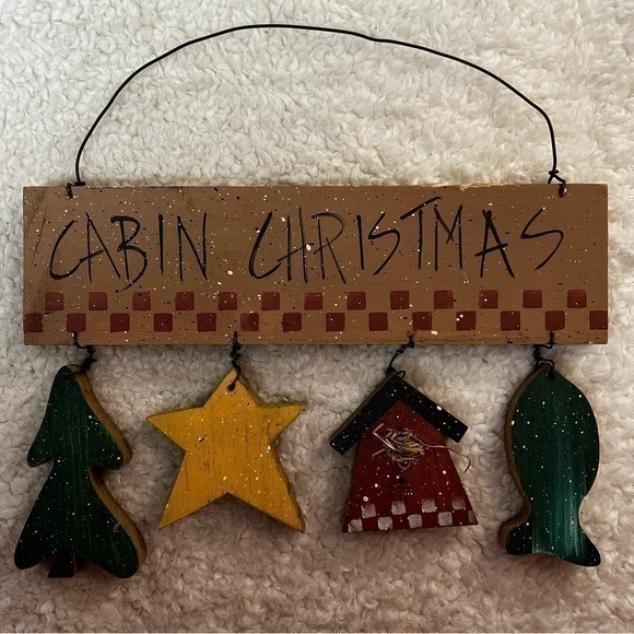Cabin Christmas Wooden Decor Sign - Picture 1 of 4
